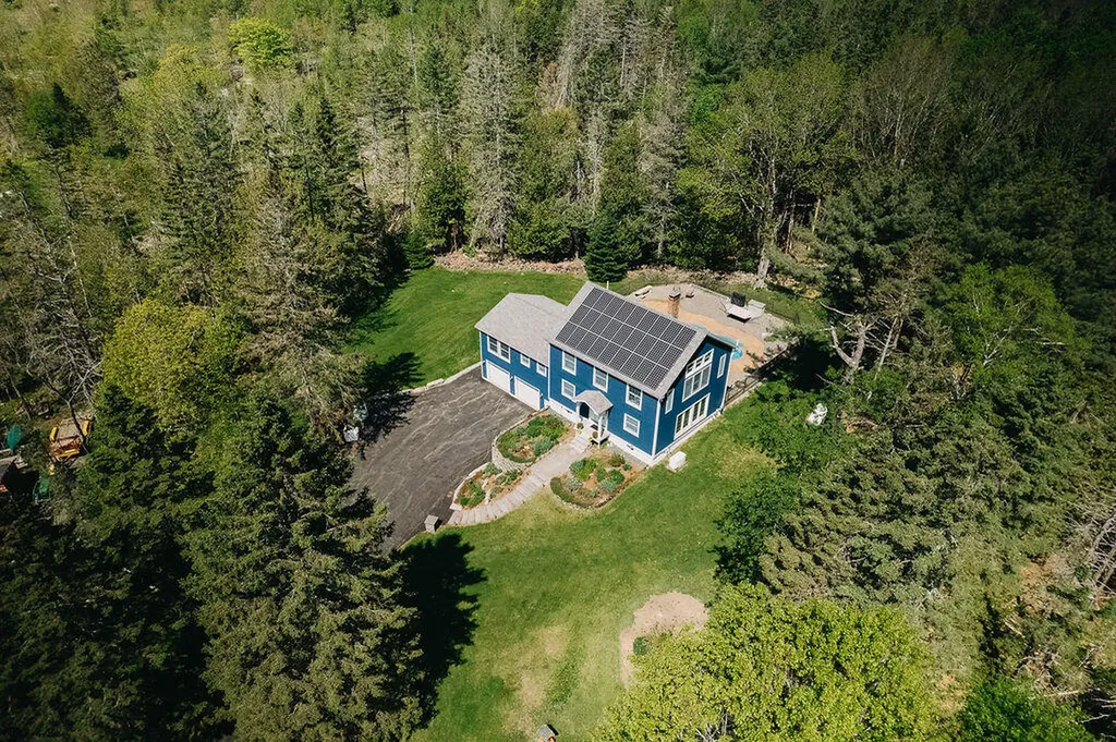 213 South Road Holden ME 04429