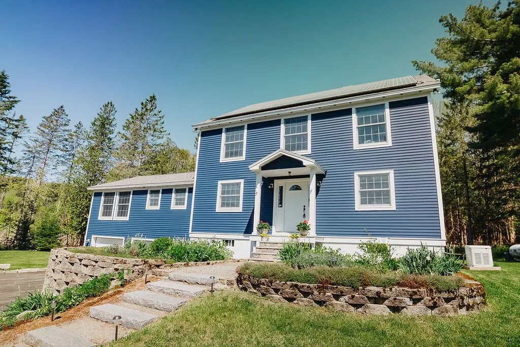 213 South Road Holden ME 04429