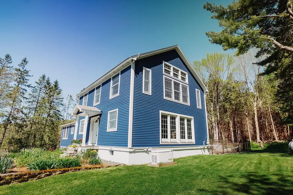 213 South Road Holden ME 04429