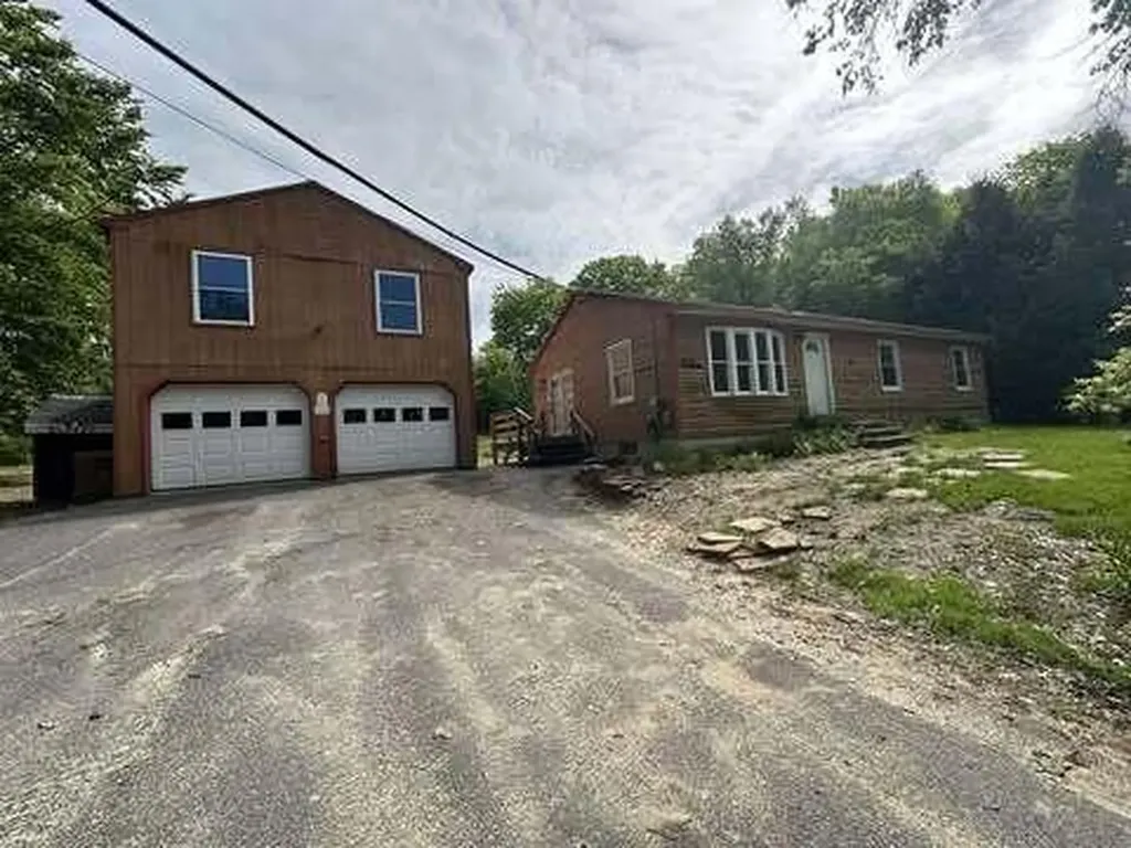 1 Cole Hill Circle Standish ME 04084