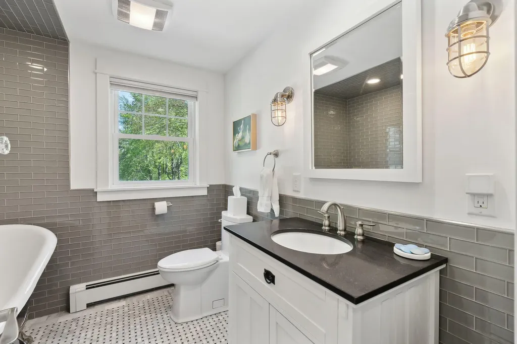 117 Wildes District Road Kennebunkport ME 04046