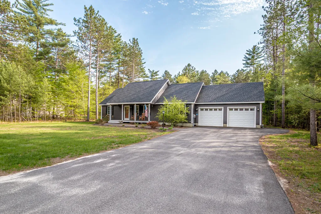67 Christopher Street Fryeburg ME 04037
