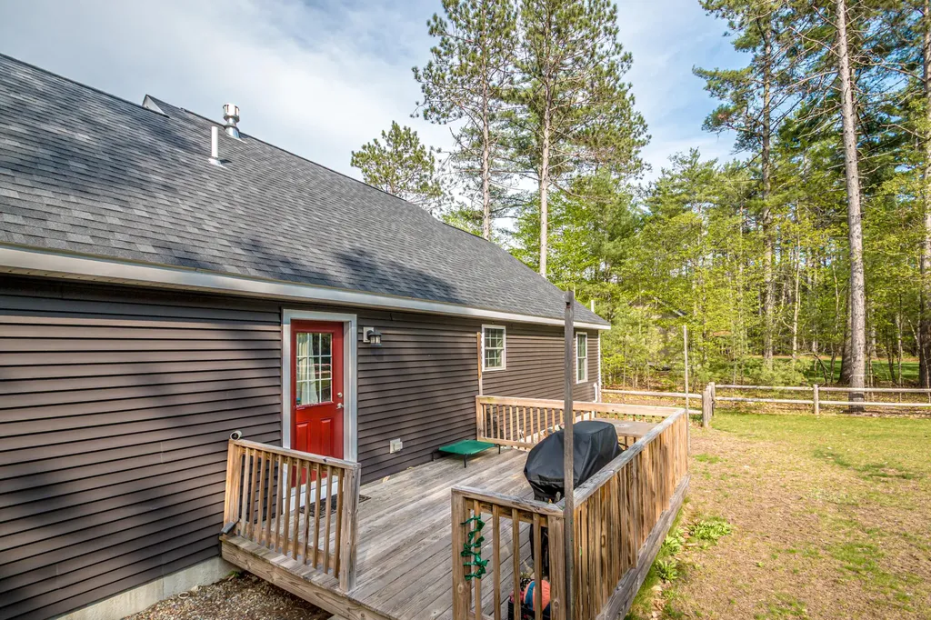 67 Christopher Street Fryeburg ME 04037