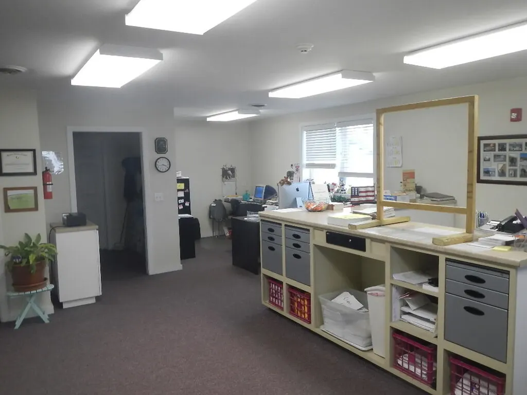 78 W Broadway Lincoln ME 04457