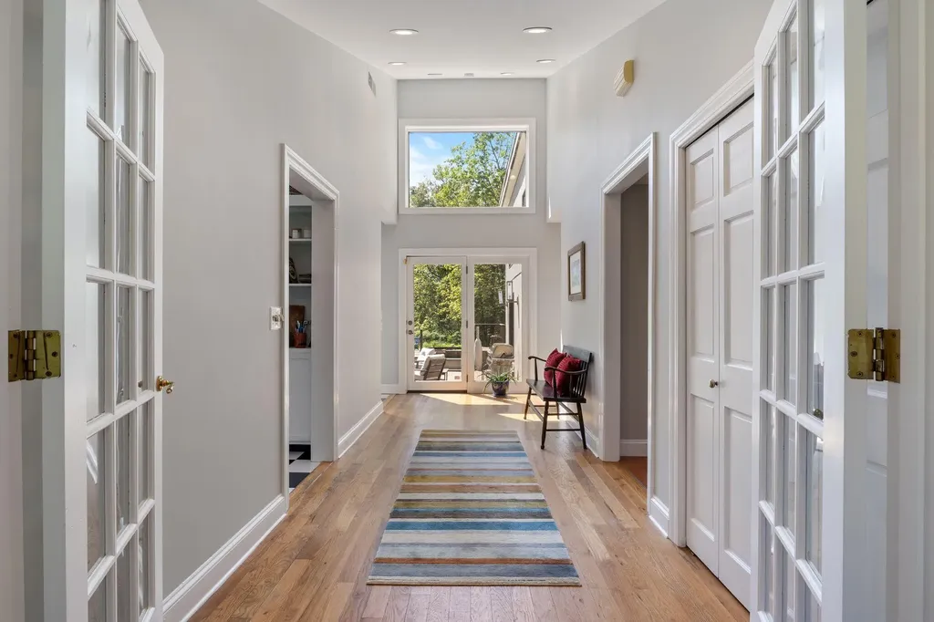 61 Woodville Road Falmouth ME 04105