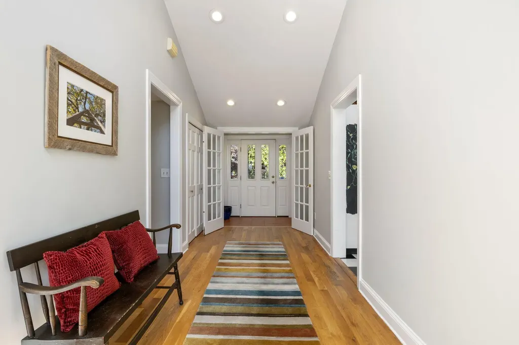 61 Woodville Road Falmouth ME 04105