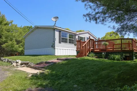 88 Blueberry Hill Lane Gardiner ME 04345