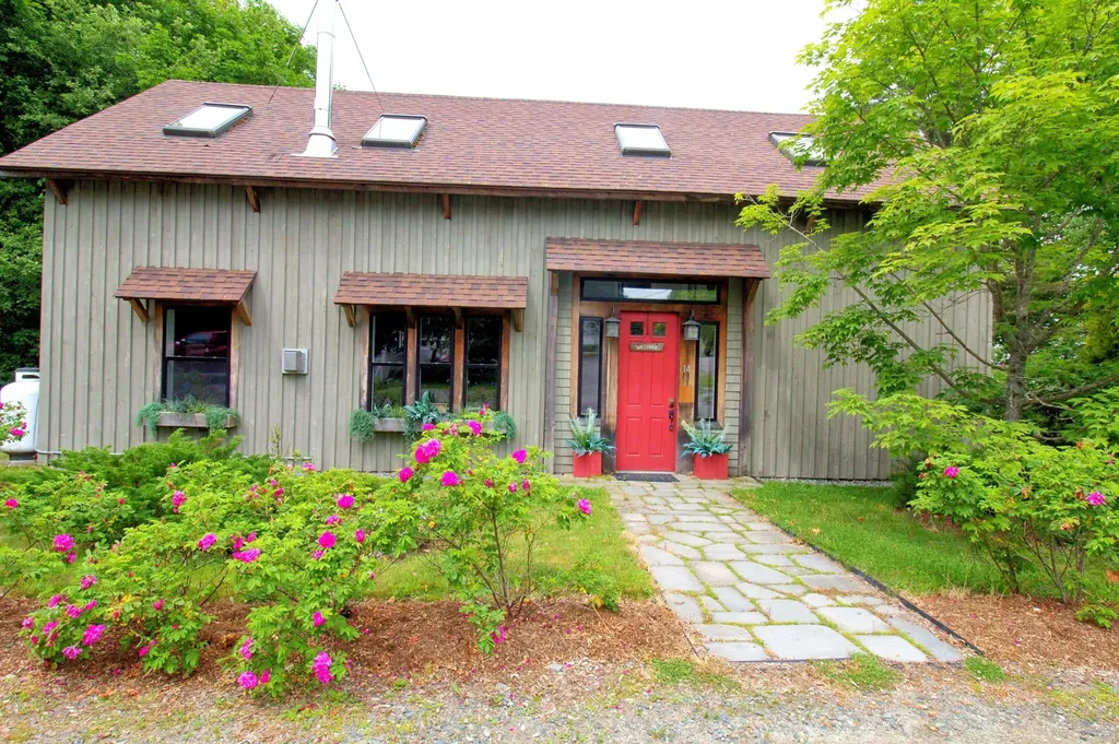 14 Jude Lane Ellsworth ME 04605
