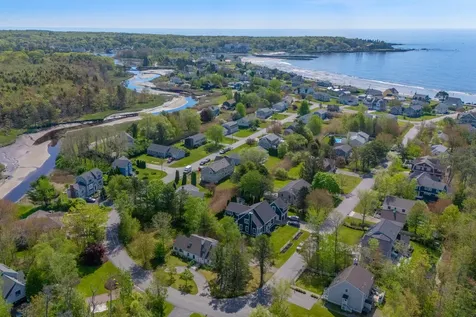 21 Surf Lane Kennebunk ME 04043