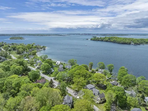397 Island Avenue Portland ME 04108