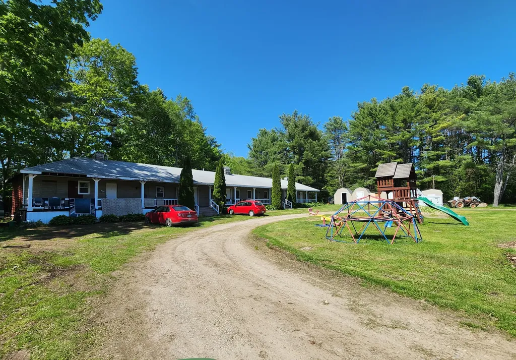 400 Us Route 1 Edgecomb ME 04556