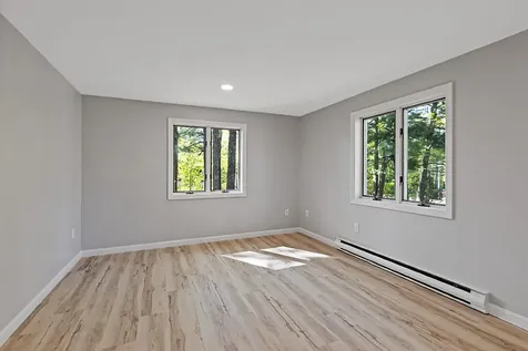 7 Philip Avenue Augusta ME 04330