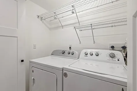 7 Philip Avenue Augusta ME 04330