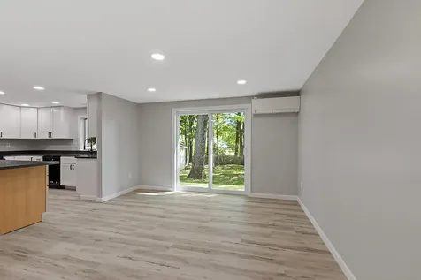 7 Philip Avenue Augusta ME 04330