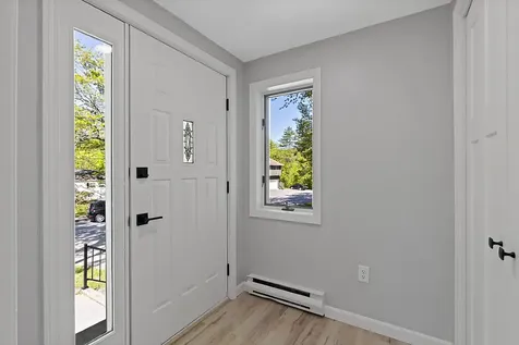 7 Philip Avenue Augusta ME 04330