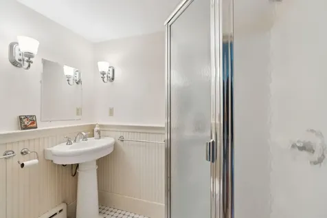 1463 Washington Street Bath ME 04530