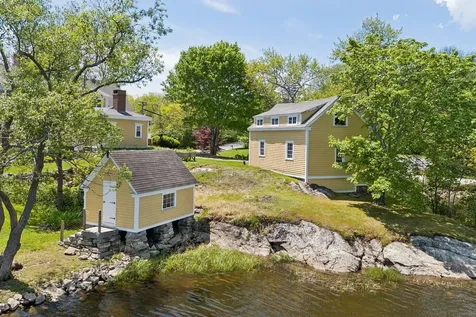 1463 Washington Street Bath ME 04530