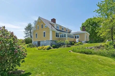 1463 Washington Street Bath ME 04530