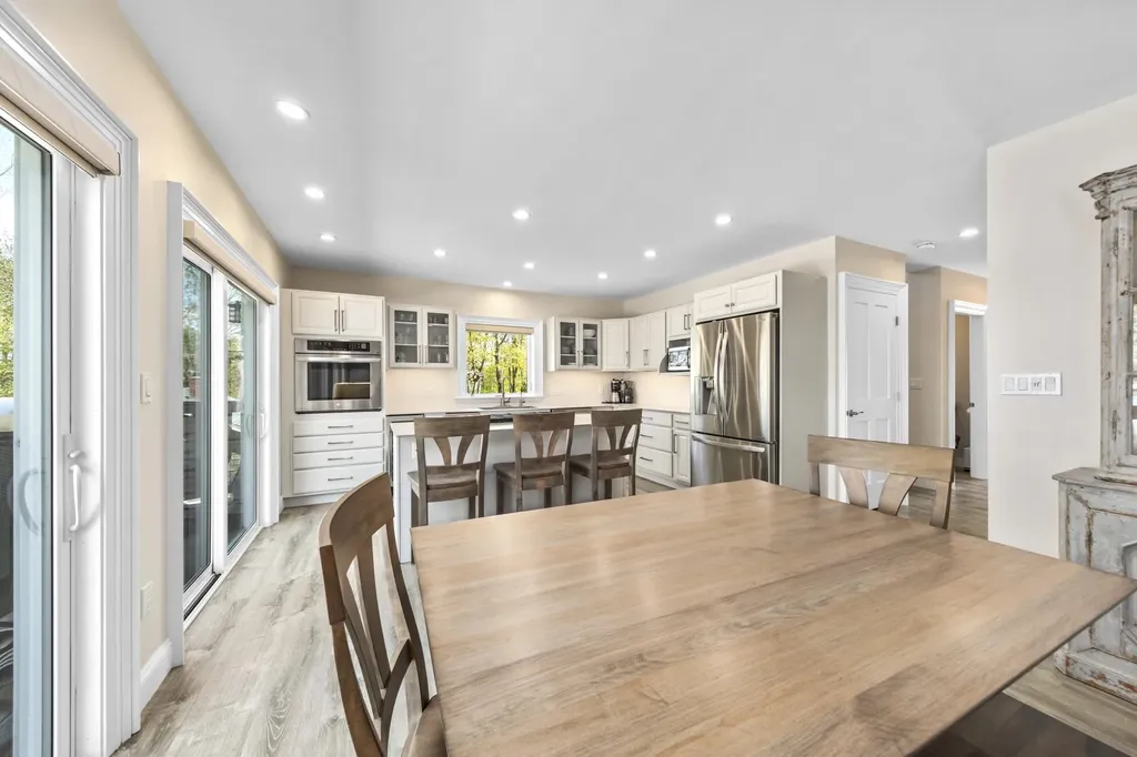 20 Delano Cove Road Friendship ME 04547