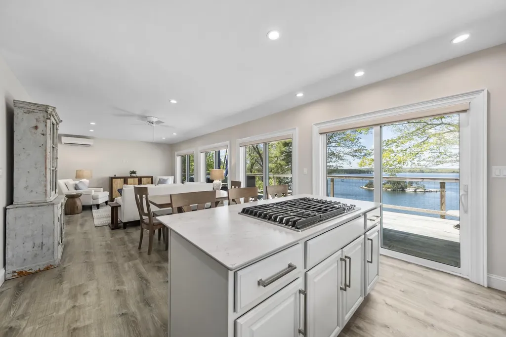 20 Delano Cove Road Friendship ME 04547