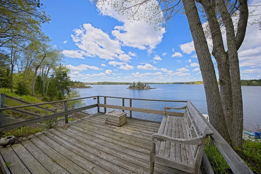 20 Delano Cove Road Friendship ME 04547
