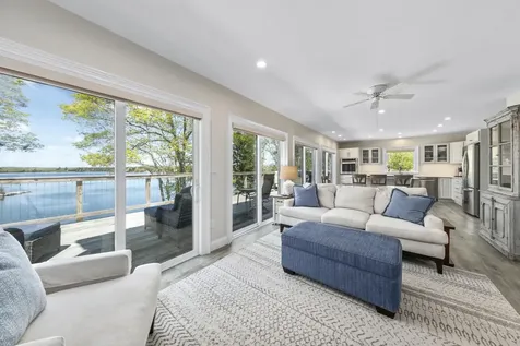 20 Delano Cove Road Friendship ME 04547