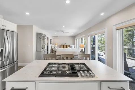 20 Delano Cove Road Friendship ME 04547