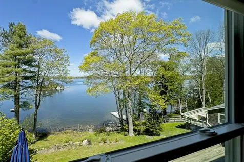 20 Delano Cove Road Friendship ME 04547