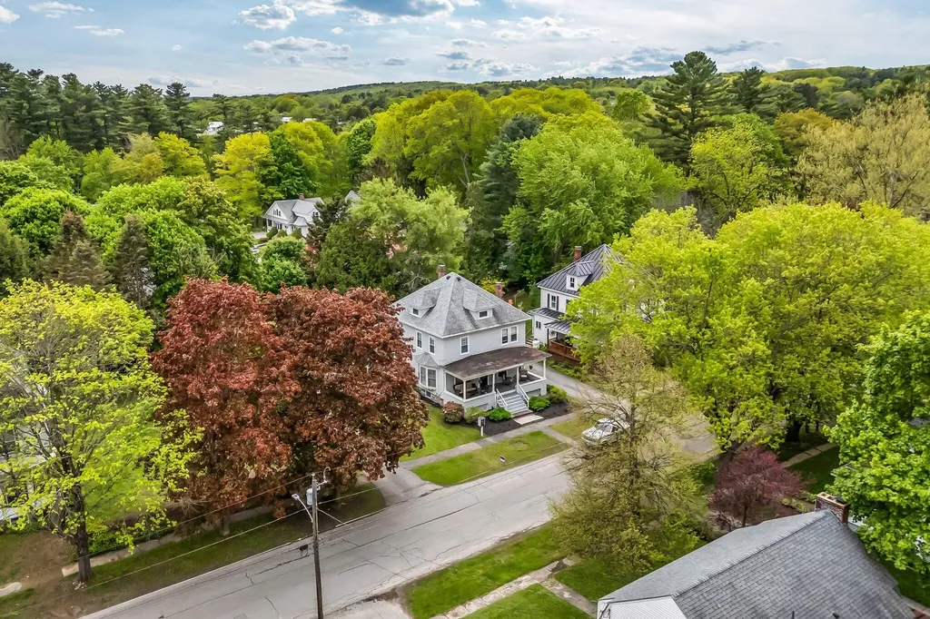 30 Morrill Avenue Waterville ME 04901