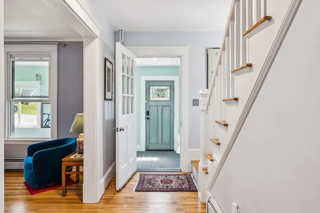 53 Ocean View Avenue South Portland ME 04106
