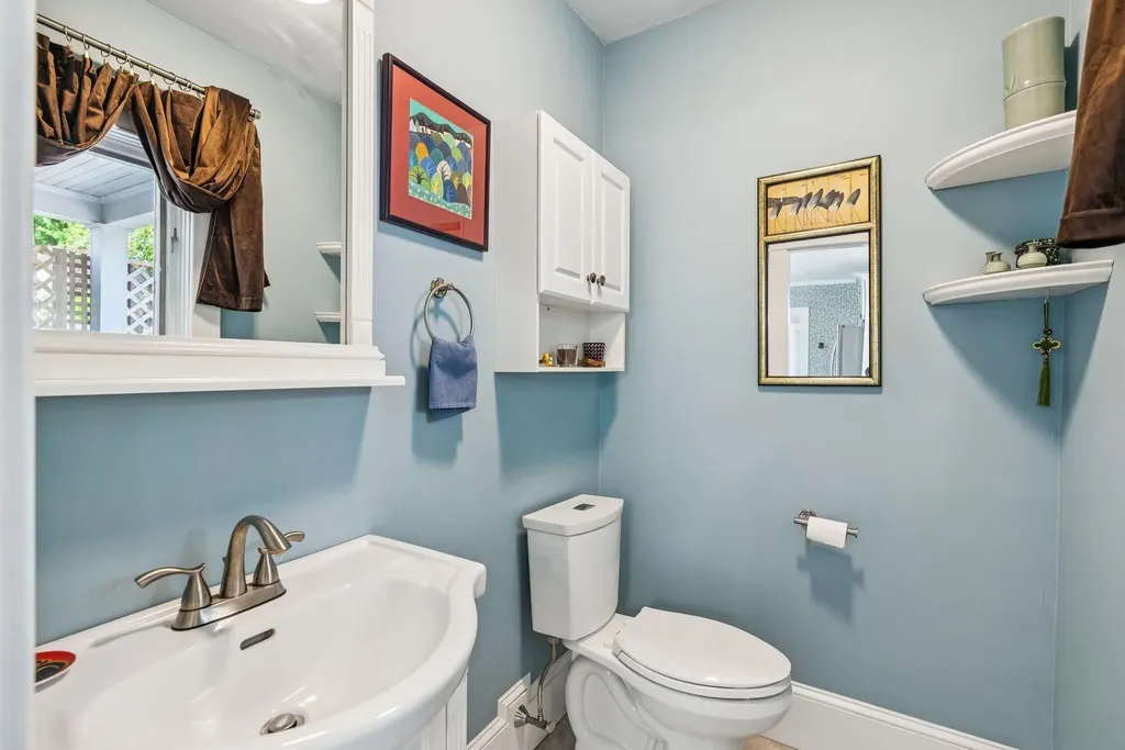 53 Ocean View Avenue South Portland ME 04106