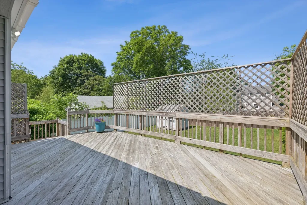 53 Ocean View Avenue South Portland ME 04106