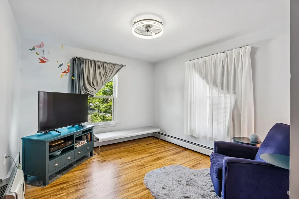 53 Ocean View Avenue South Portland ME 04106