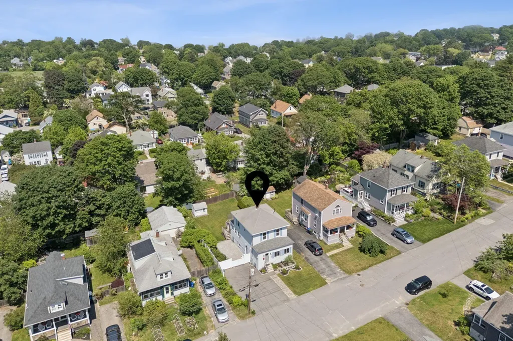 53 Ocean View Avenue South Portland ME 04106