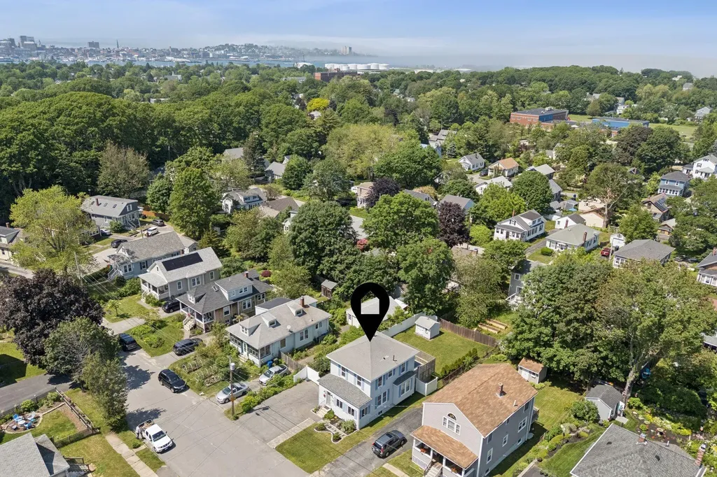 53 Ocean View Avenue South Portland ME 04106