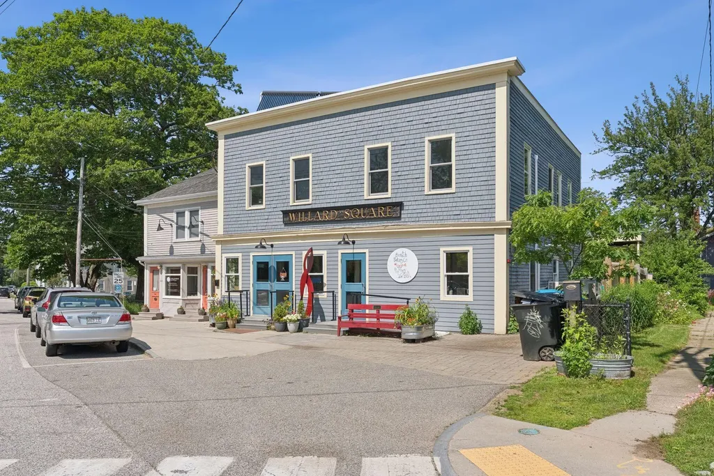 53 Ocean View Avenue South Portland ME 04106