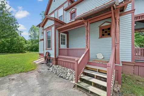 15 Pioneer Street West Paris ME 04289