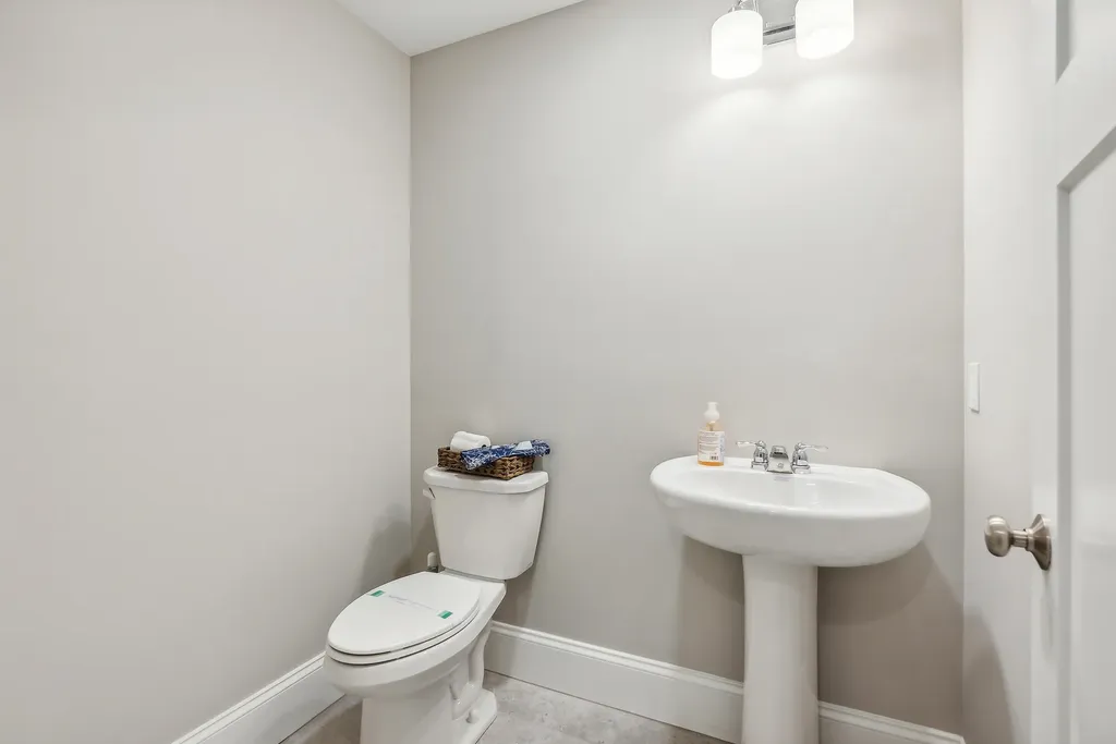 187 Falcon Crest Drive Gorham ME 04038