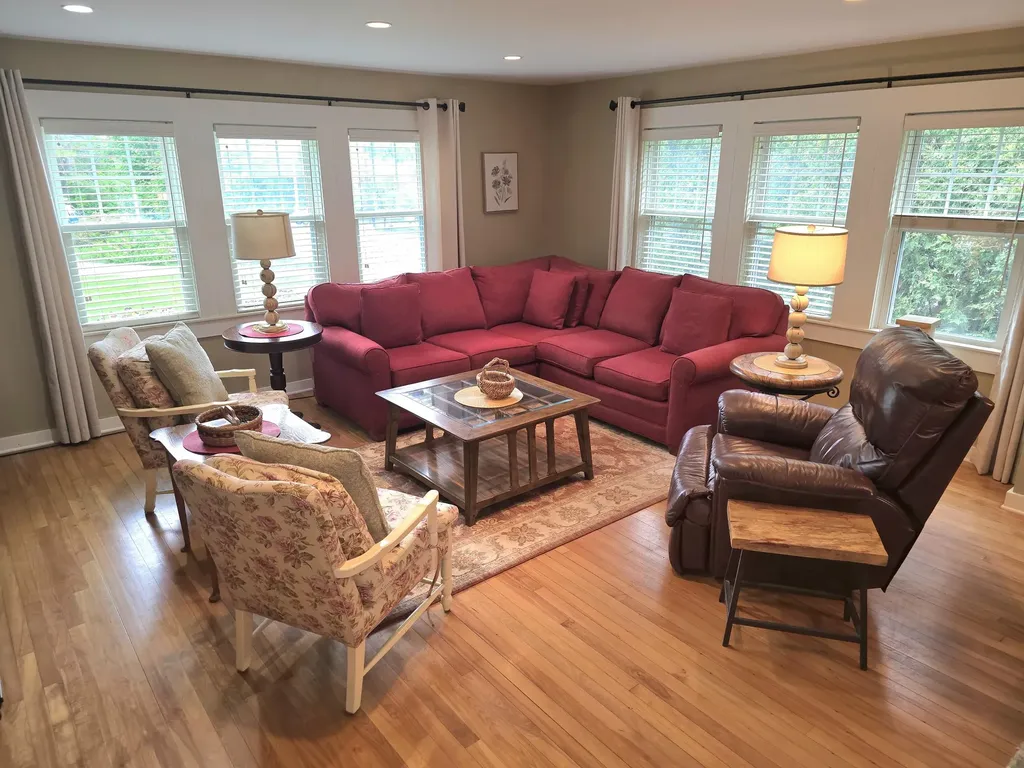 135 Hotel Road Auburn ME 04210