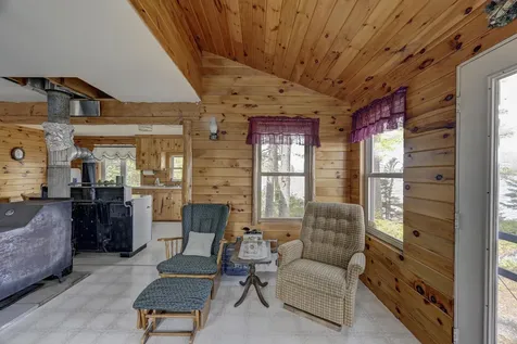 M18L1 Troutdale Road The Forks Plt ME 04985