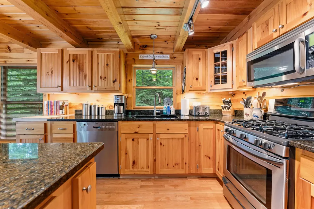 50 Flagg Way Fayette ME 04349