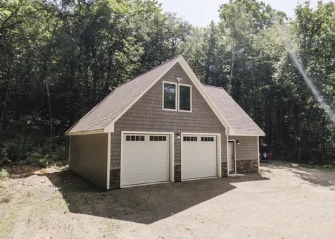 107 Shady Lane Newport ME 04953