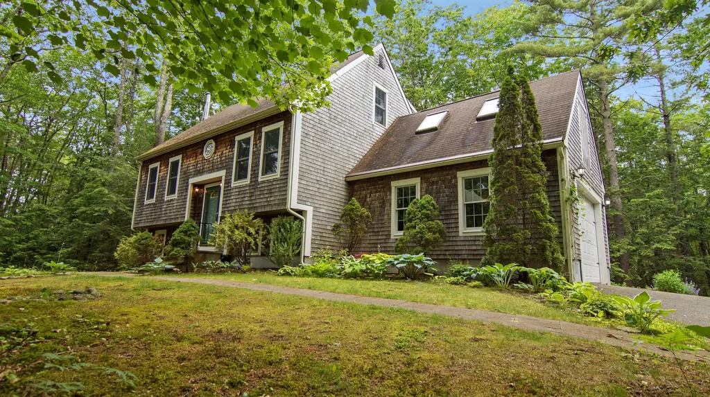326 Meetinghouse Road Wells ME 04090