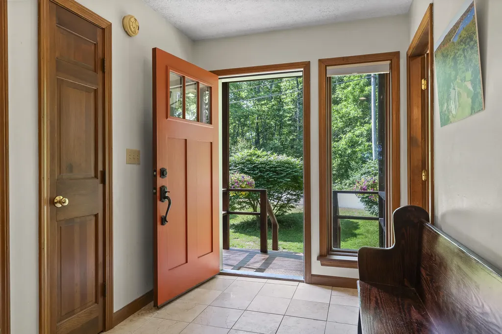 23 Stovers Point Road Harpswell ME 04079