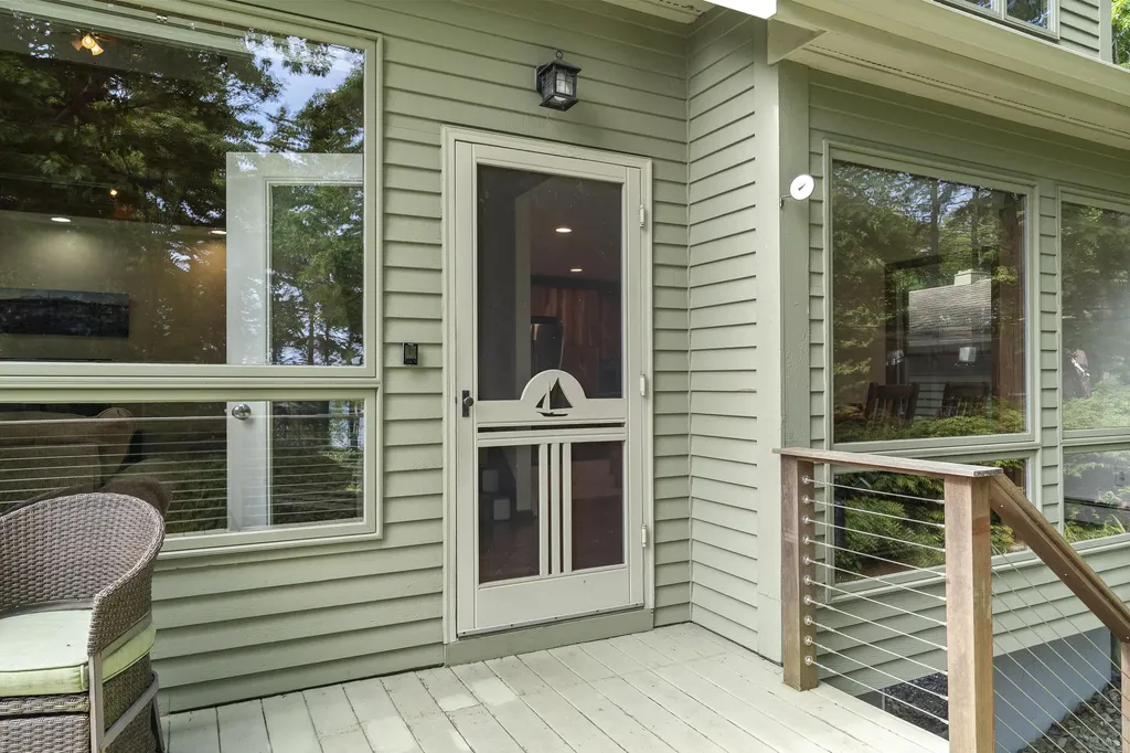 23 Stovers Point Road Harpswell ME 04079