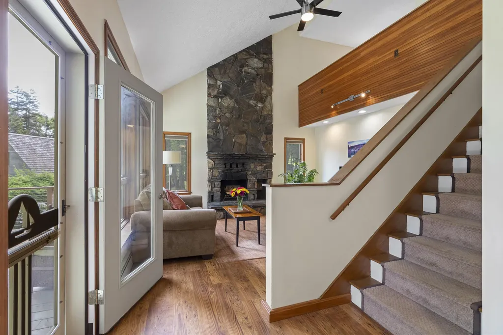 23 Stovers Point Road Harpswell ME 04079