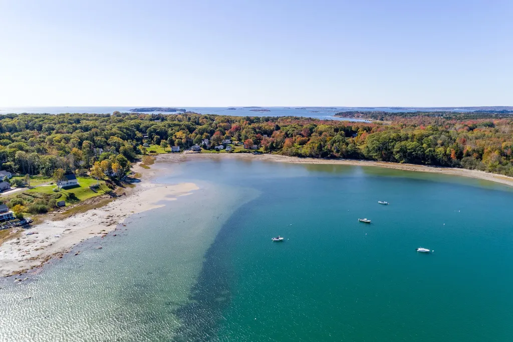 23 Stovers Point Road Harpswell ME 04079