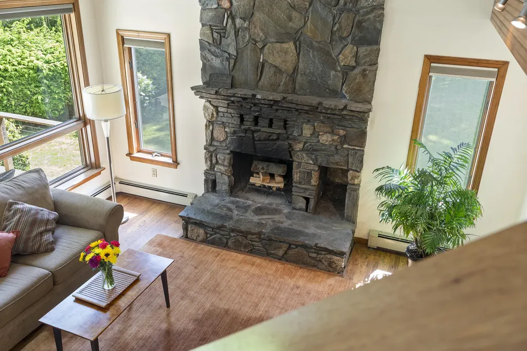 23 Stovers Point Road Harpswell ME 04079