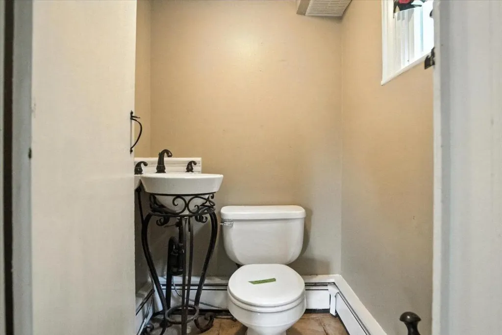 49 Old Village Road Winthrop ME 04364