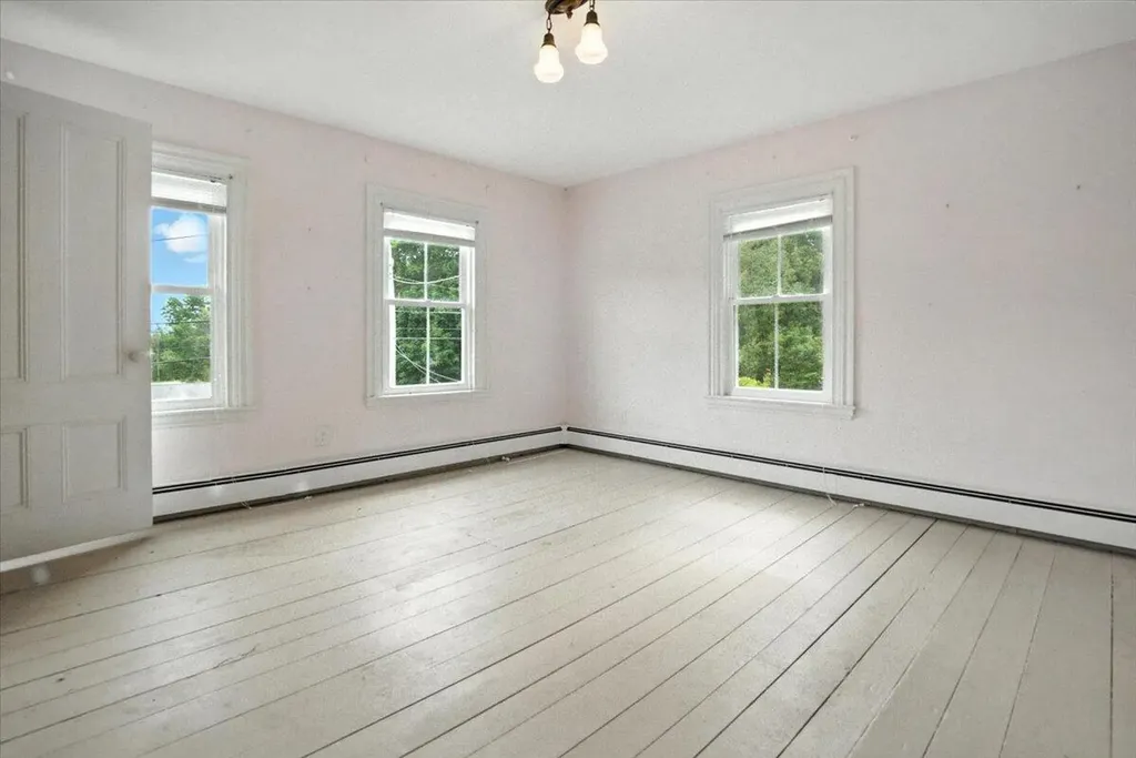 49 Old Village Road Winthrop ME 04364